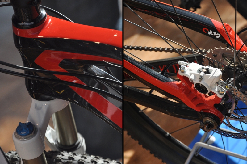 Hiszpańska marka ORBEA wystawiła szeroką gamę rowerów Enduro oraz szosowych. Z bliska w oczy rzucały się bardzo ciekawe detale wykończenia. Hiszpańska marka ORBEA wystawiła szeroką gamę rowerów Enduro oraz szosowych. Z bliska w oczy rzucały się bardzo ciekawe detale wykończenia.